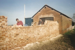 Brickwork-Wall-Workers